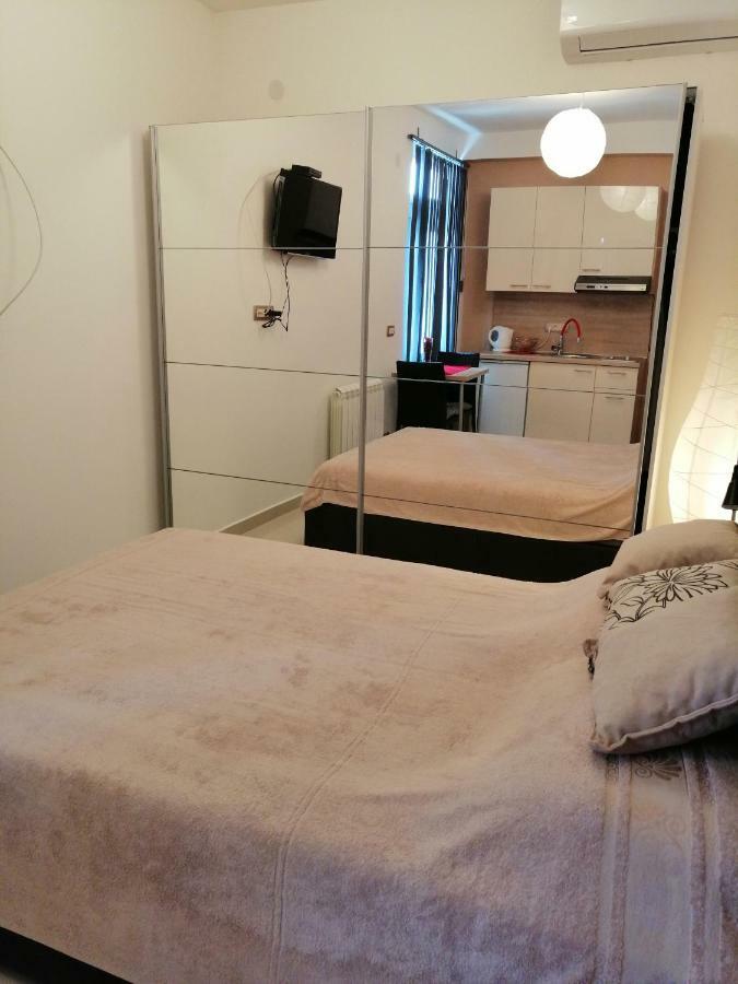 Studio Apartman Irena 2 Bijela Luaran gambar