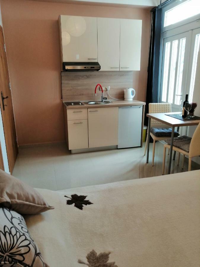 Studio Apartman Irena 2 Bijela Luaran gambar